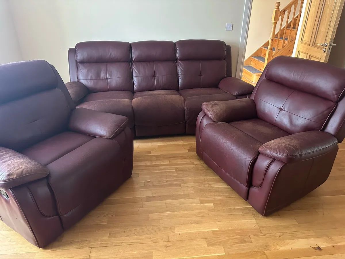 3 piece couch set - Image 1