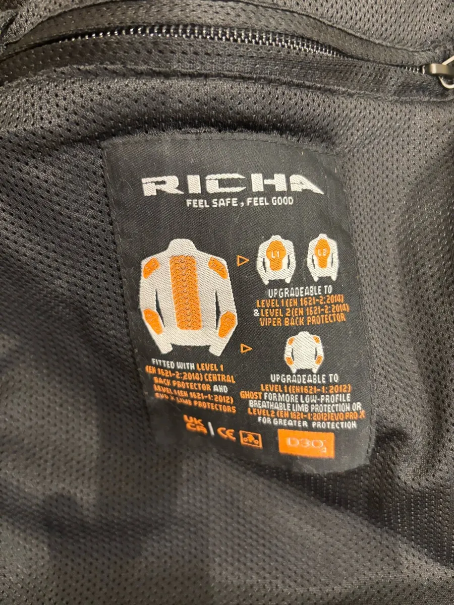 Richa Riding shirt with Hood - Image 4