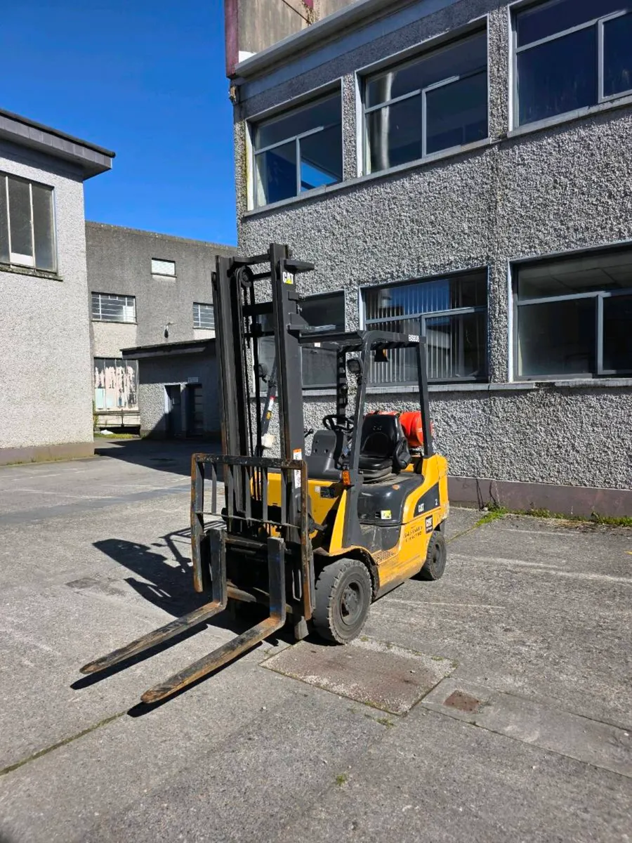 Forklifts - CAT - Mitsubishi - Cesab - Image 4