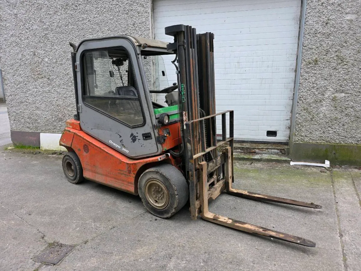 Forklifts - CAT - Mitsubishi - Cesab - Image 4