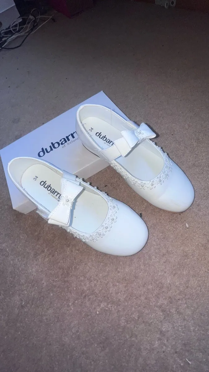 Communion dress  and  shoes - Image 3