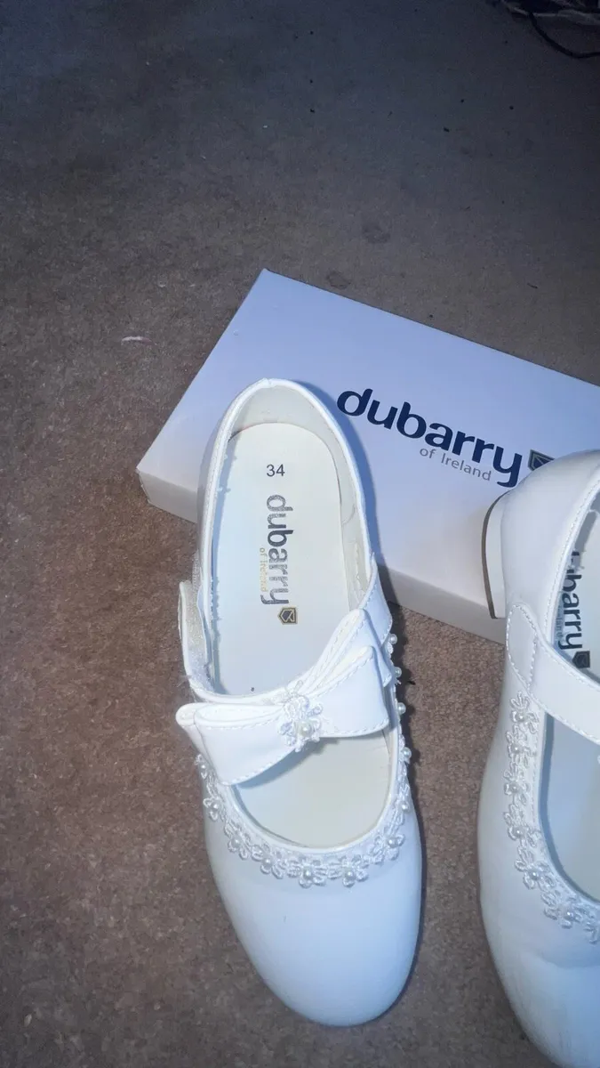 Communion dress  and  shoes - Image 4