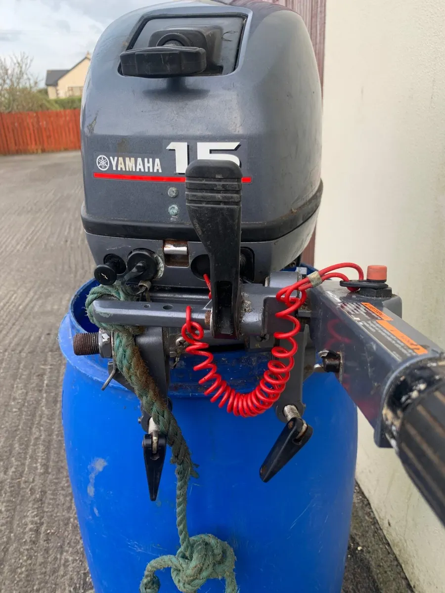 Yamaha 15 hp Boat engine - Image 3