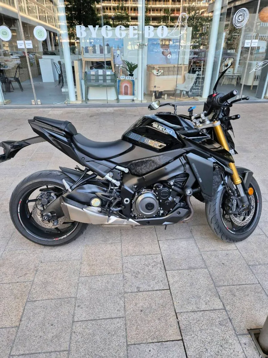 Suzuki gsx s1000 - Image 1