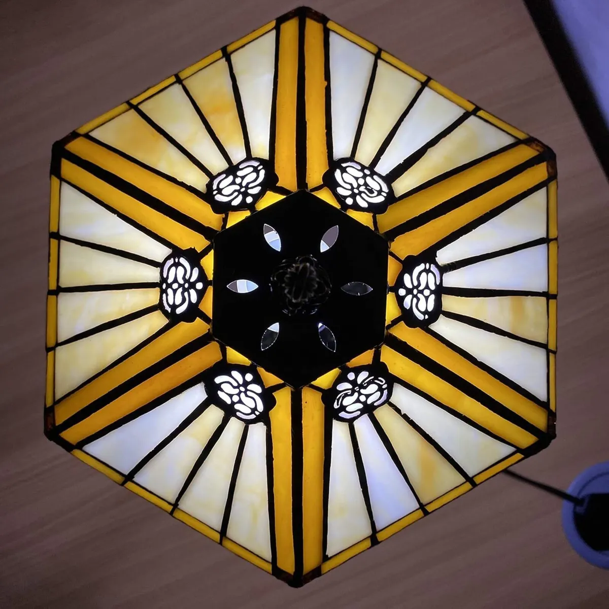 Tiffany Lamps Hexagon Lampshade Handcrafted - Image 3