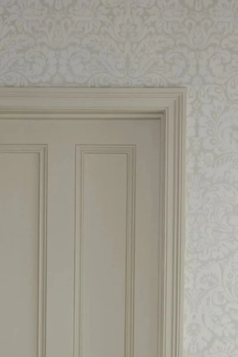 Exclusive Farrow & Ball Paint (Joa's White) - Image 2