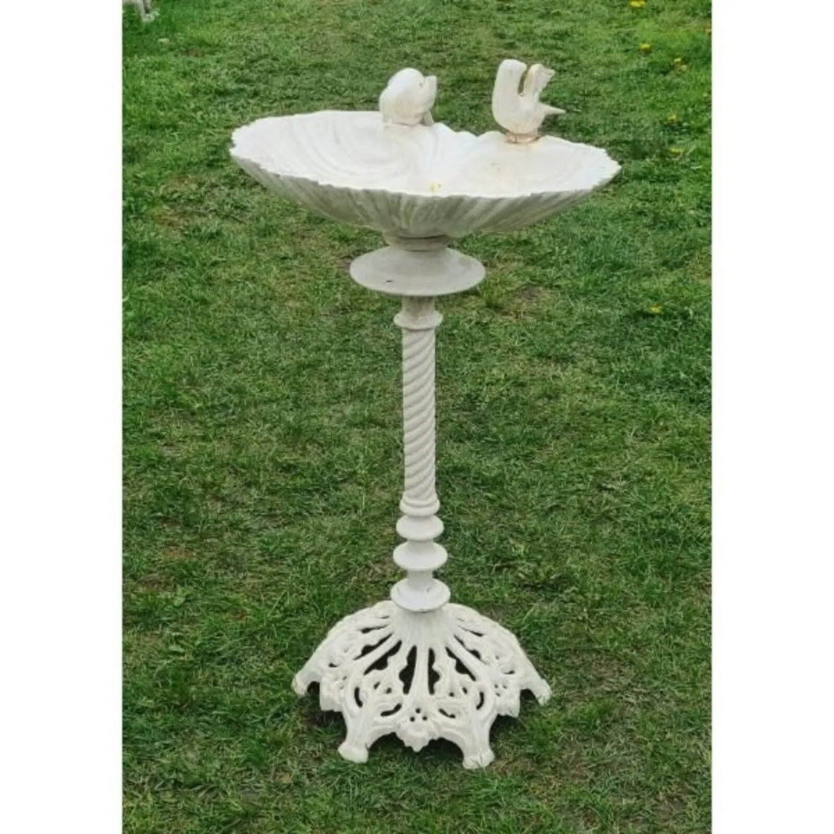 Cast Iron Bird Bath – Tall – H35 - Image 1