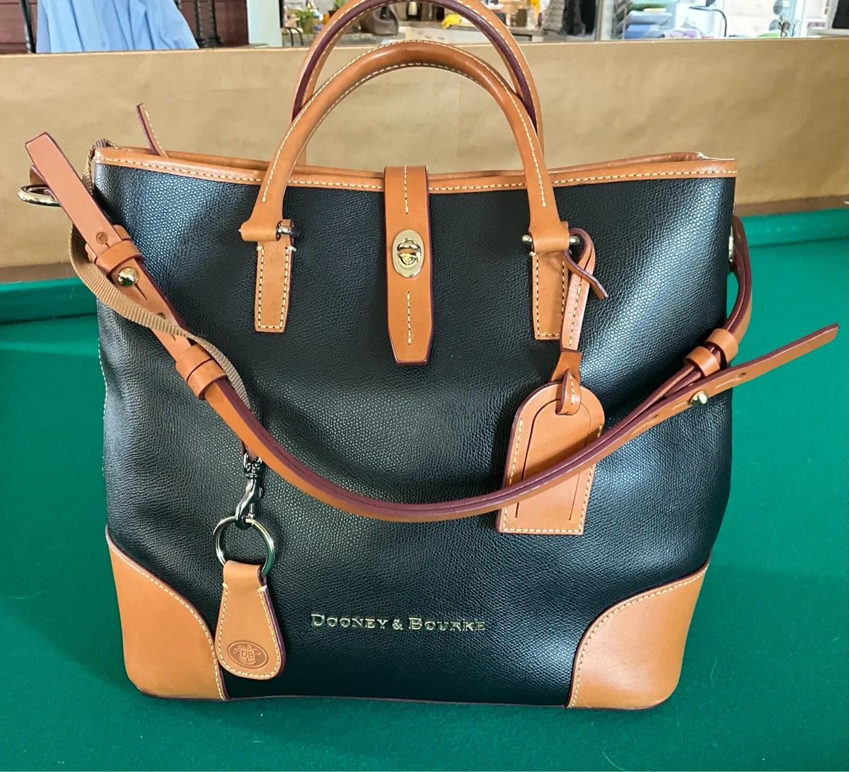 DOONEY & BOURKE Leather Shoulder Bag - Image 3