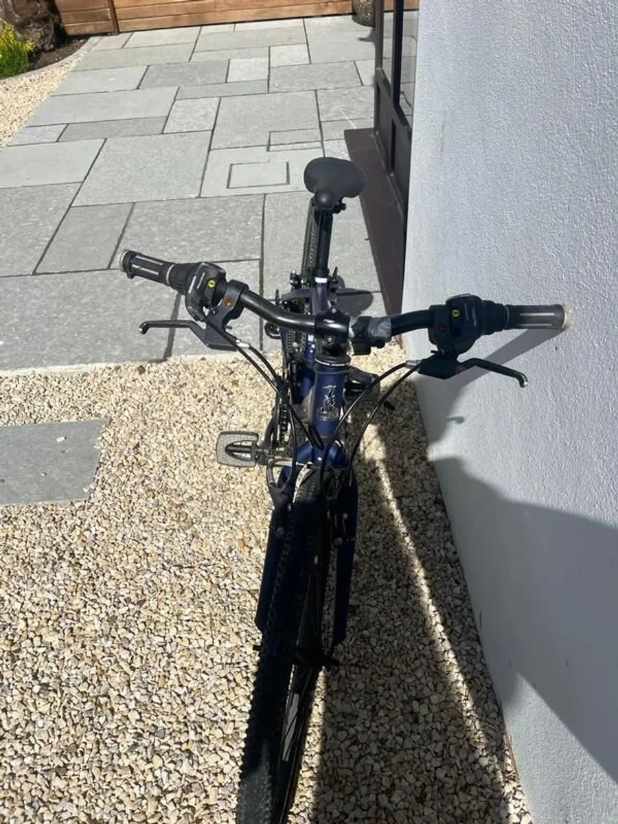 Boys bike - 24 inch wheels - Image 3