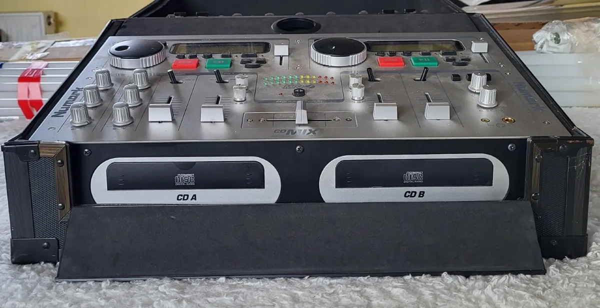 Music Equipment For Sale - Image 4