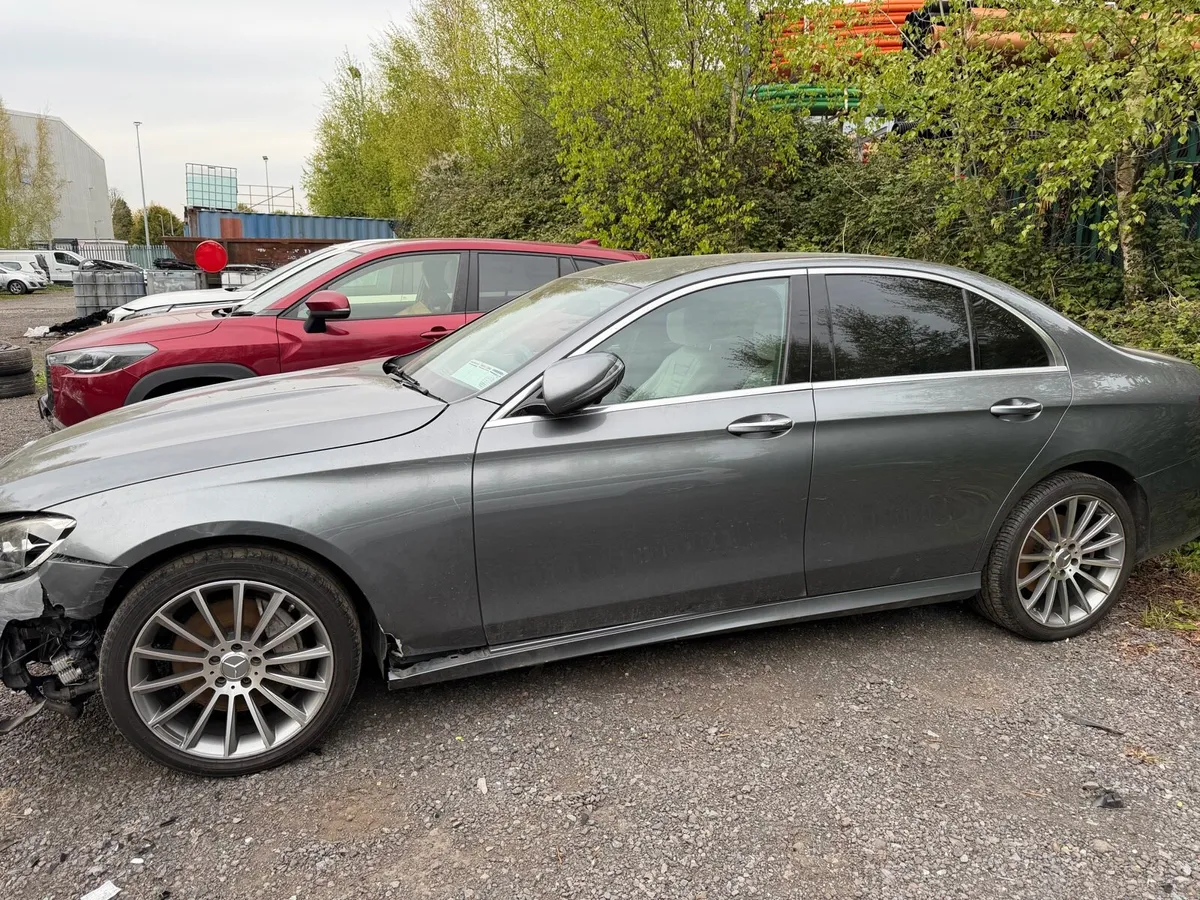 221 Mercedes Diesel Hybrid(No Recorded) - Image 3