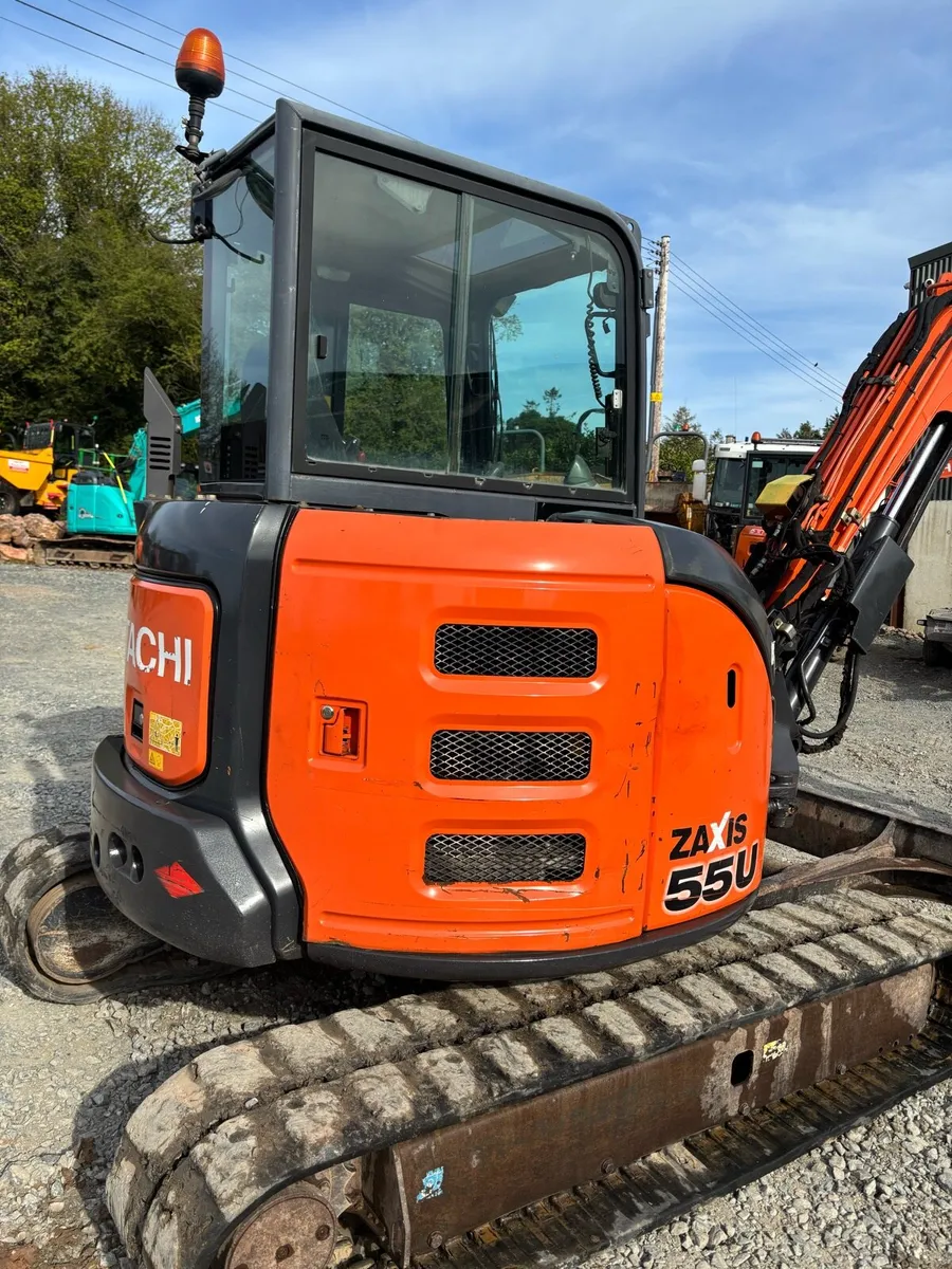 Hitachi ZX55U-5A mini digger - Image 4