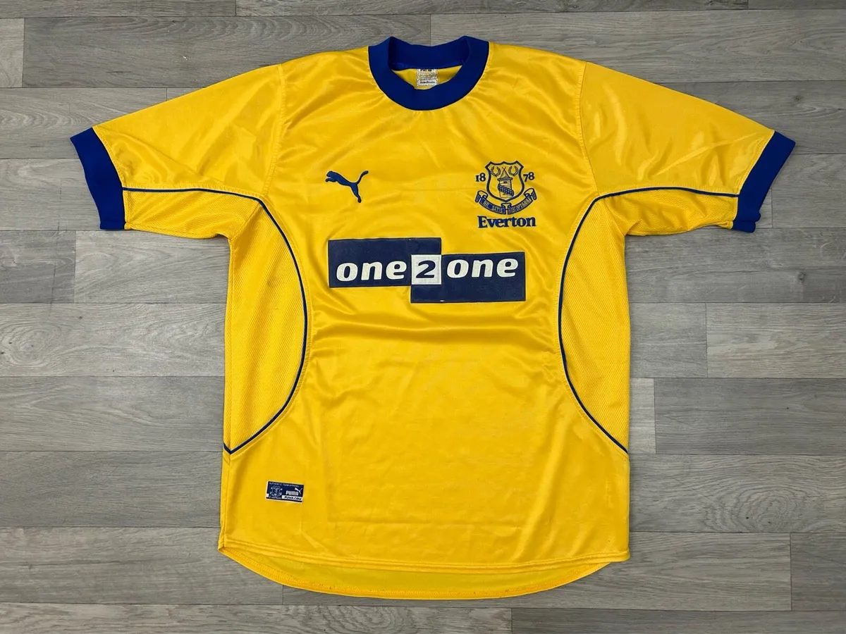 Vintage 2000 Puma Everton Liverpool Away Jersey M - Image 1