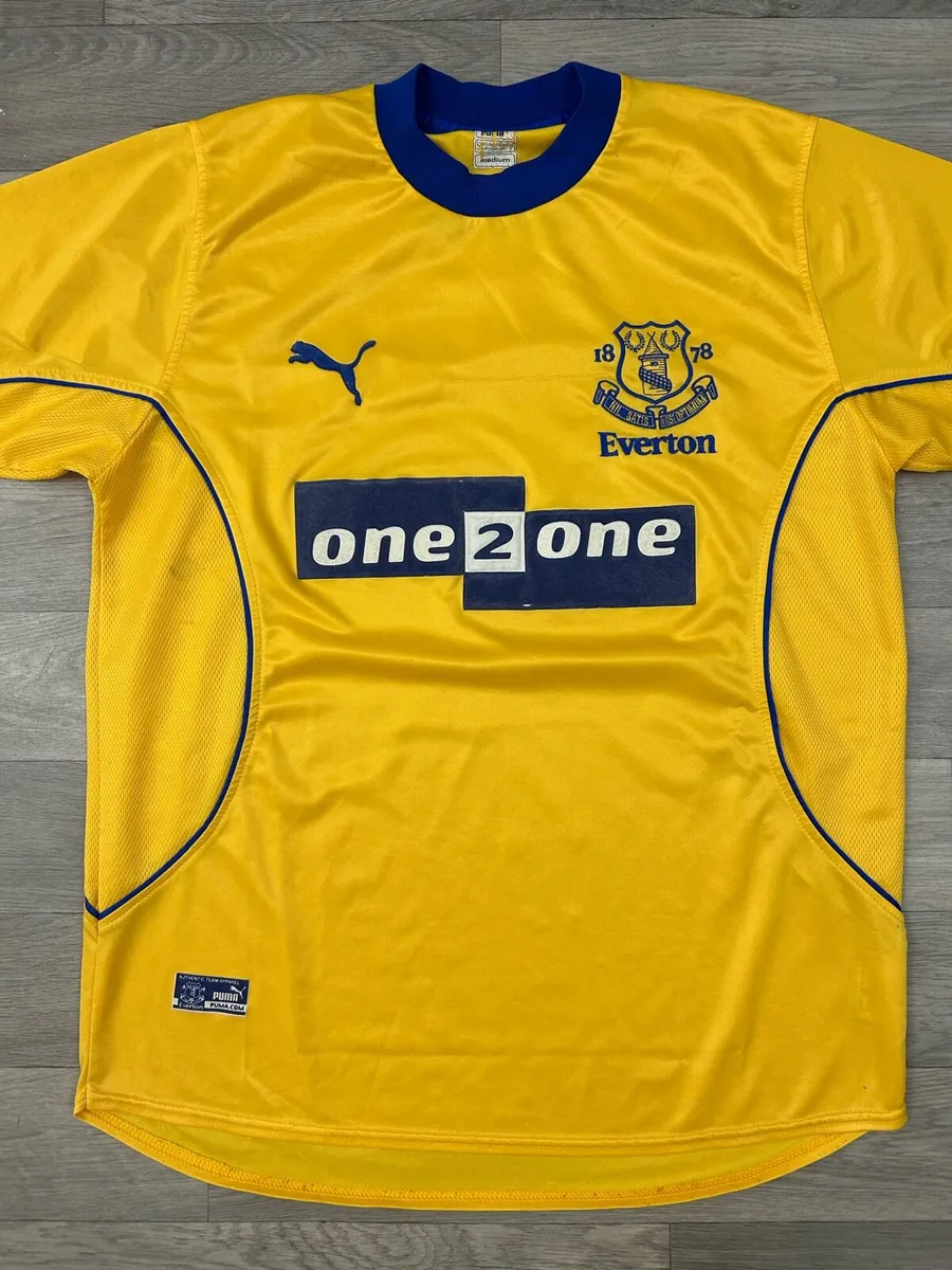 Vintage 2000 Puma Everton Liverpool Away Jersey M - Image 2