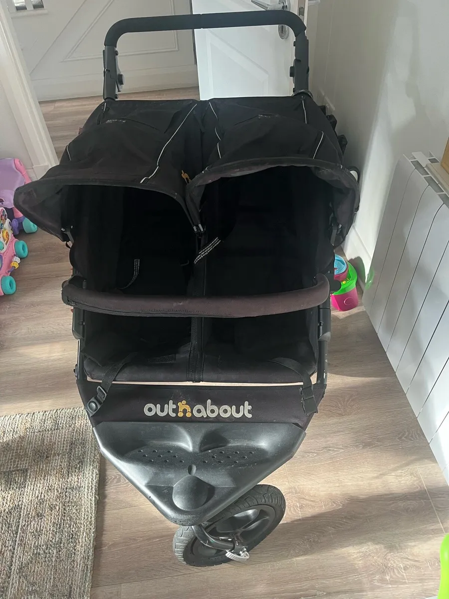 Out & about double buggy - Image 2