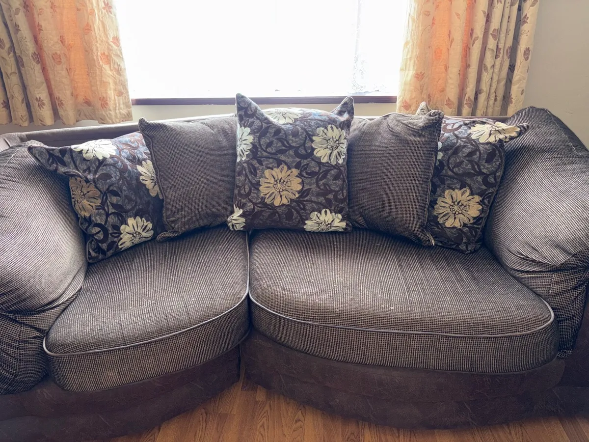 Sofa - Image 2