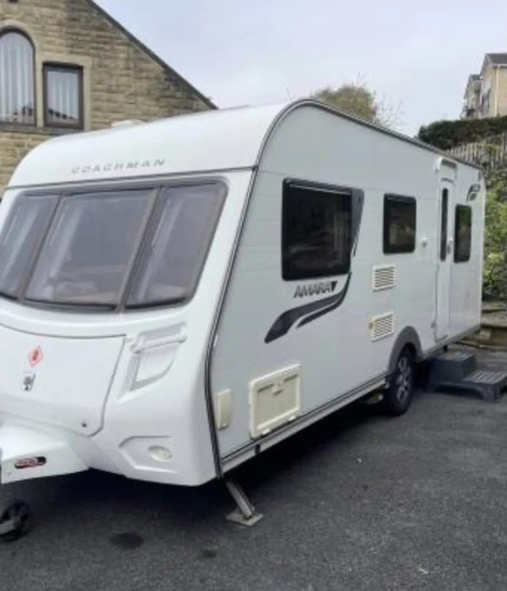 I buy old caravans in need of repairs or tidying - Image 2