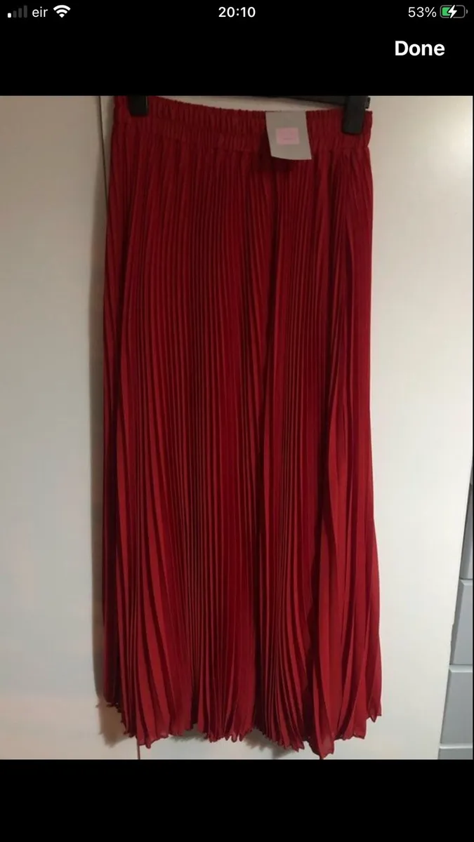 Ladies  BNWT skirt one size €20 - Image 1