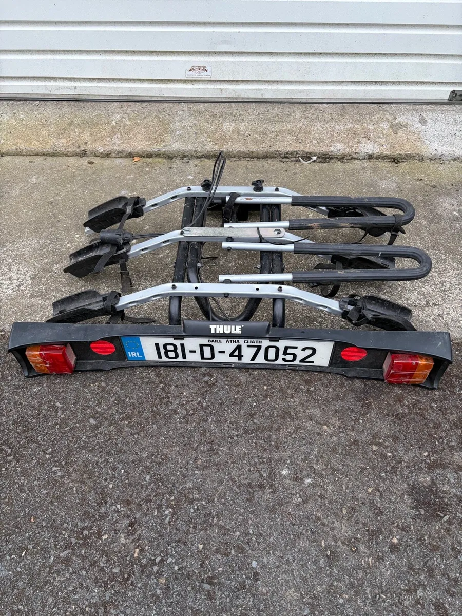 Thule ride on 3 tow hitch bike rack - Image 2