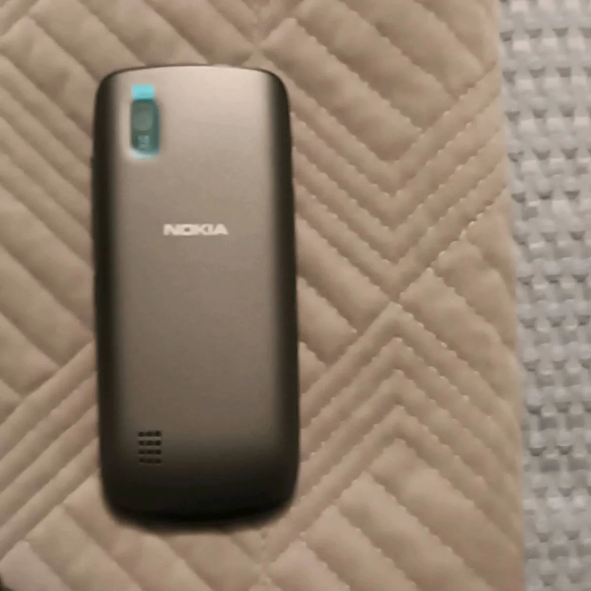 Nokia Asha 300 - Image 2