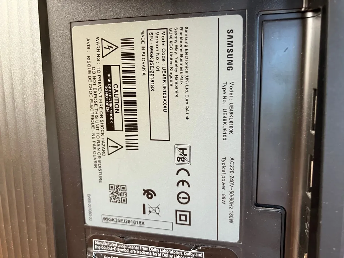 Samsung Curved 49" 4k UHD Smart TV - Image 2