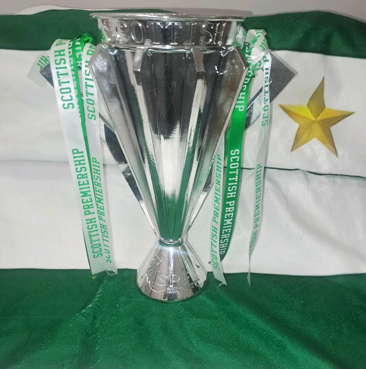 Scottish Premier League Trophy,Celtic FC - Image 1