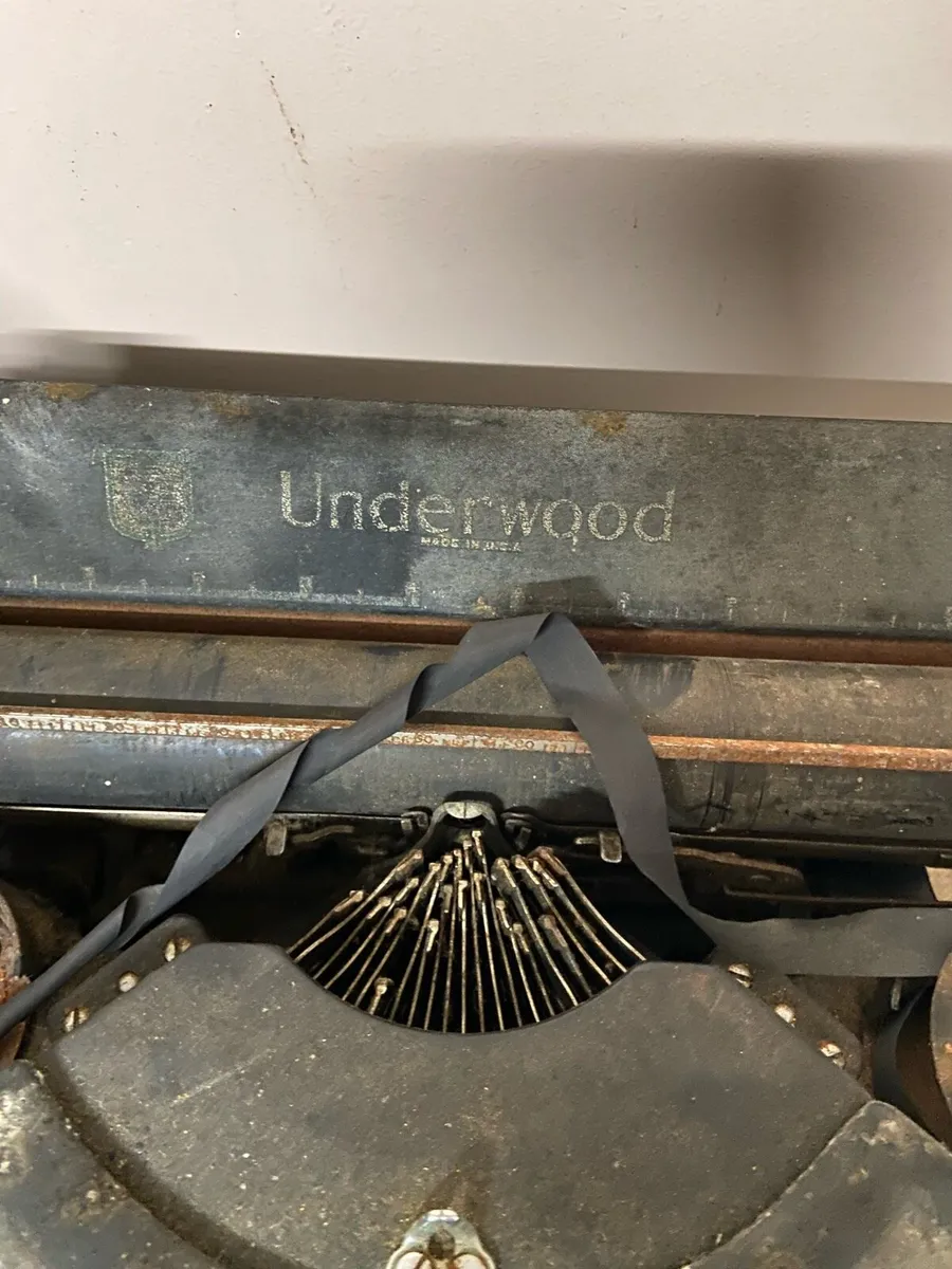 Typewriter - Image 4