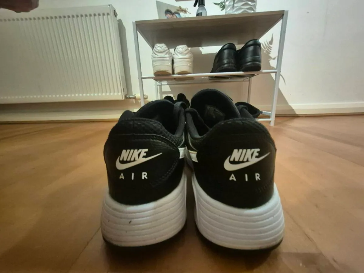 Nike Air Max SC – Black/White – Size EU 42.5 - Image 4