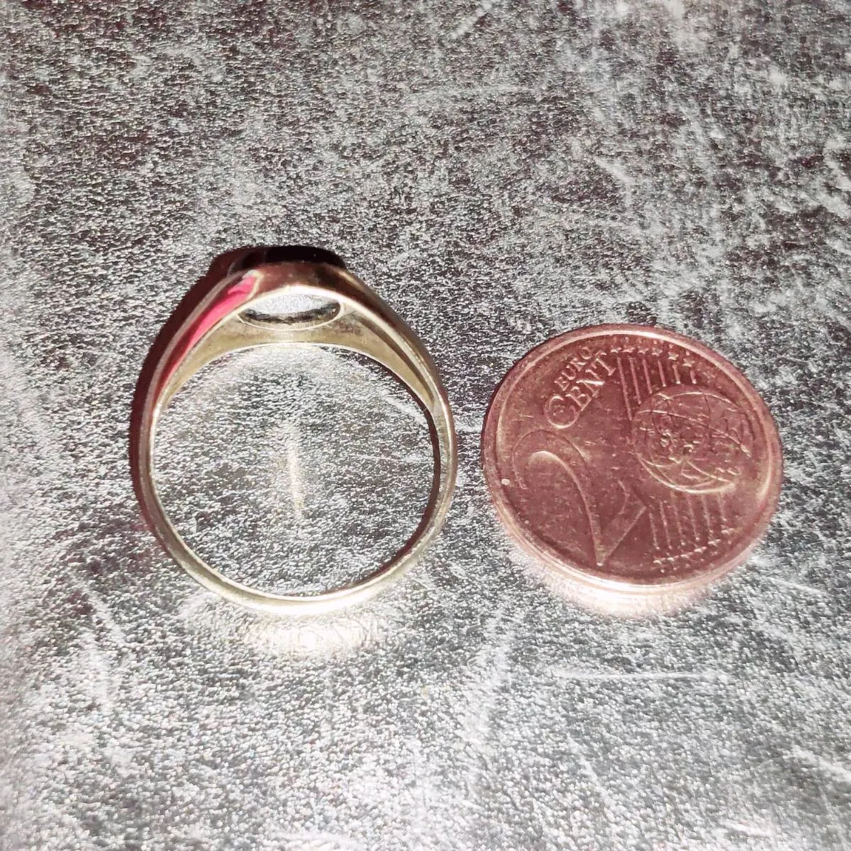 SHINY BLACK ONYX, 9CT Gold New Signet Ring - Image 4