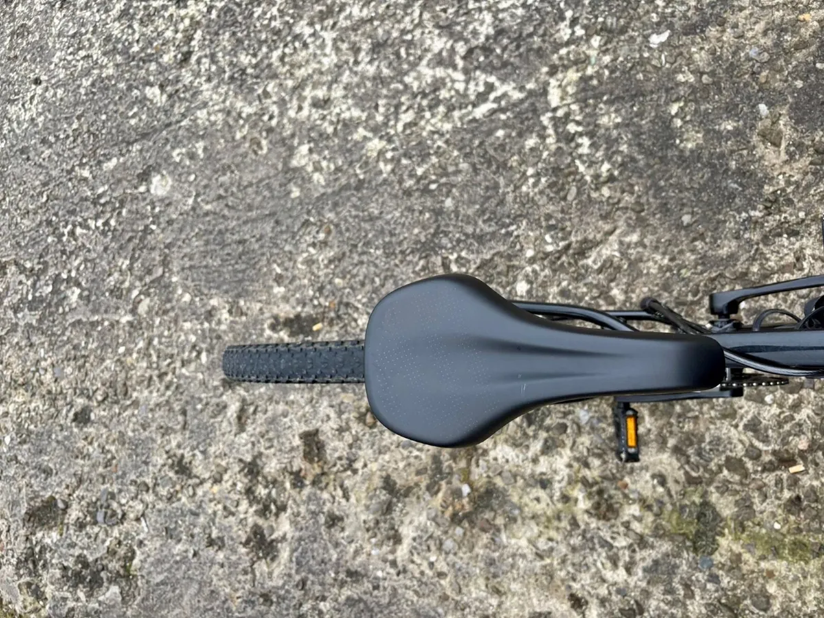 Giant Talon 3 Mountain Bike - Image 2