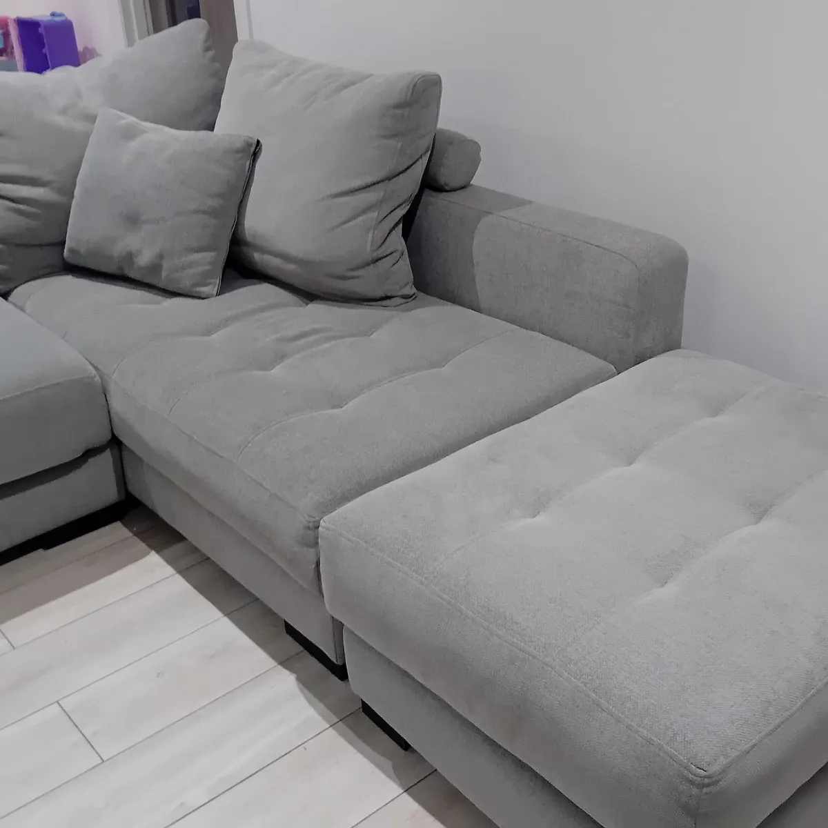 Couch - Image 2