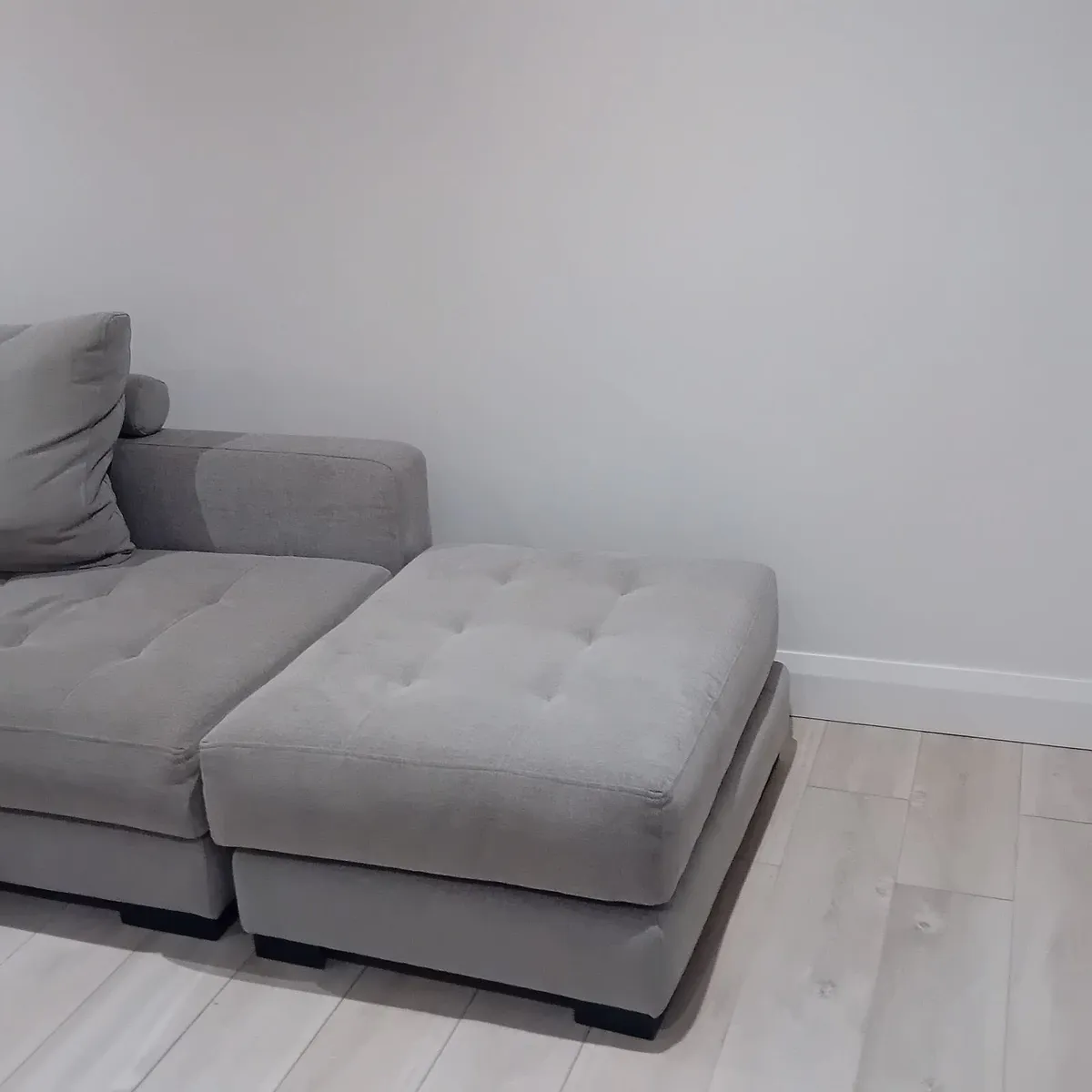 Couch - Image 3