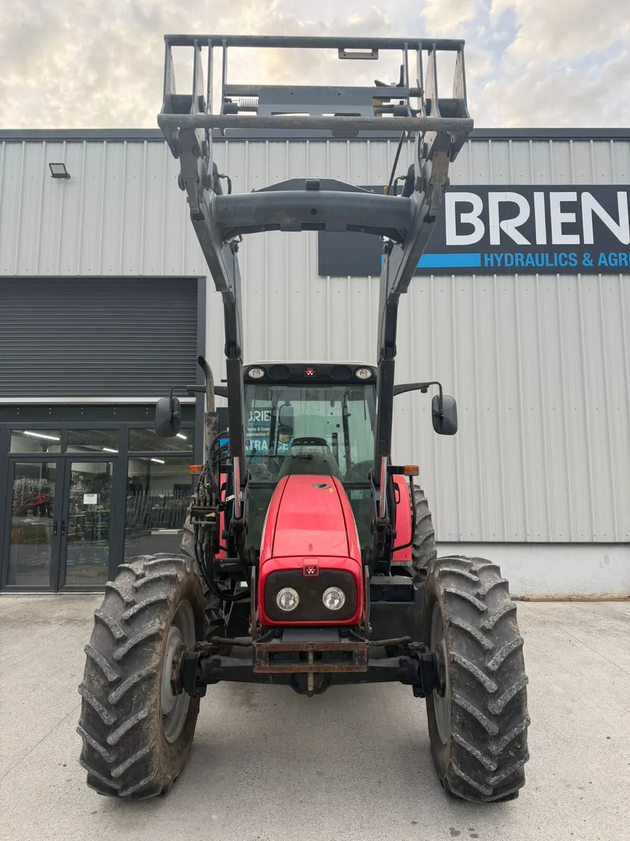 Massey Ferguson 5455 & Loader - Image 3