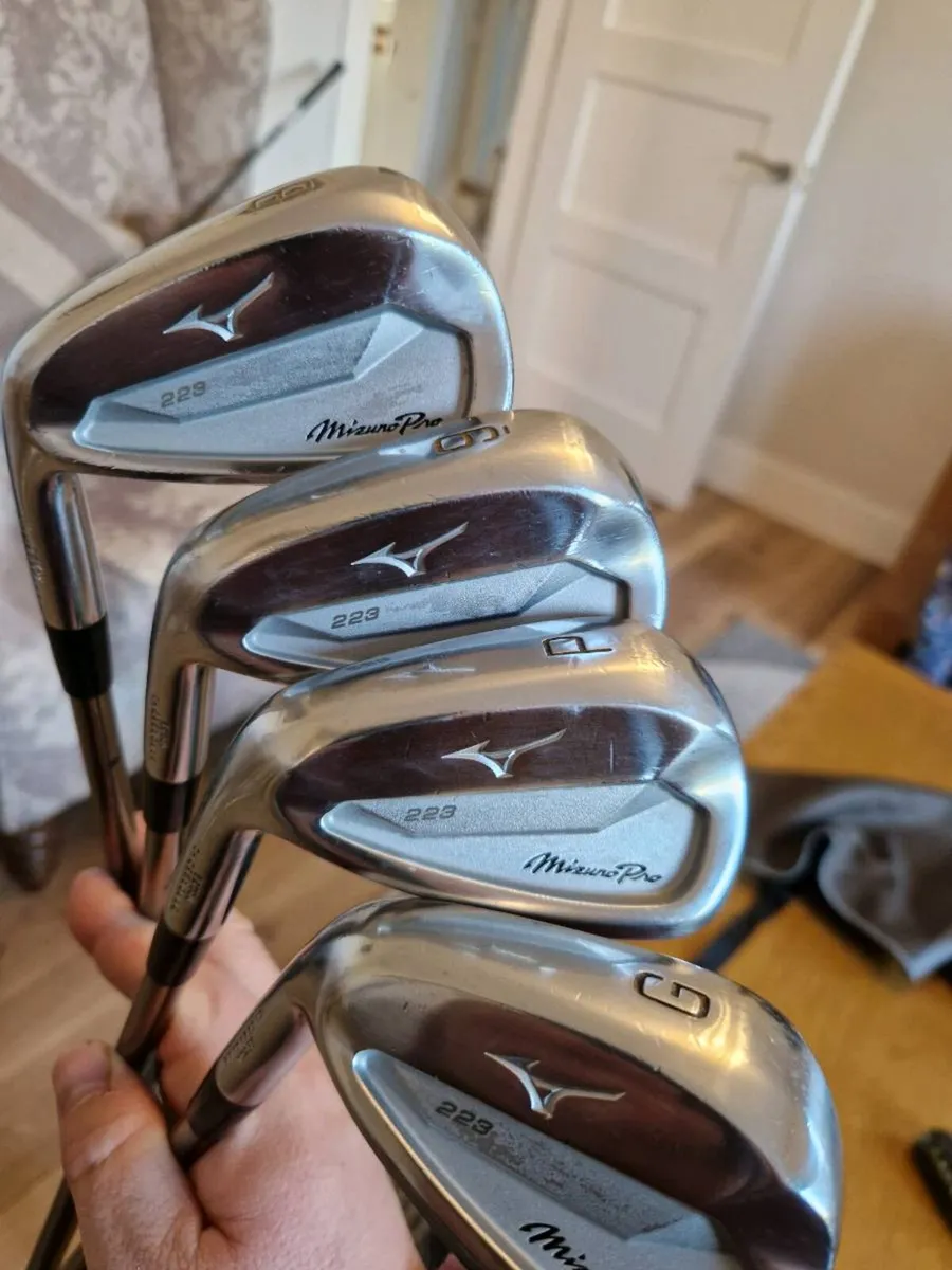 Mizuno Pro 223 Left Handed Irons - Image 2
