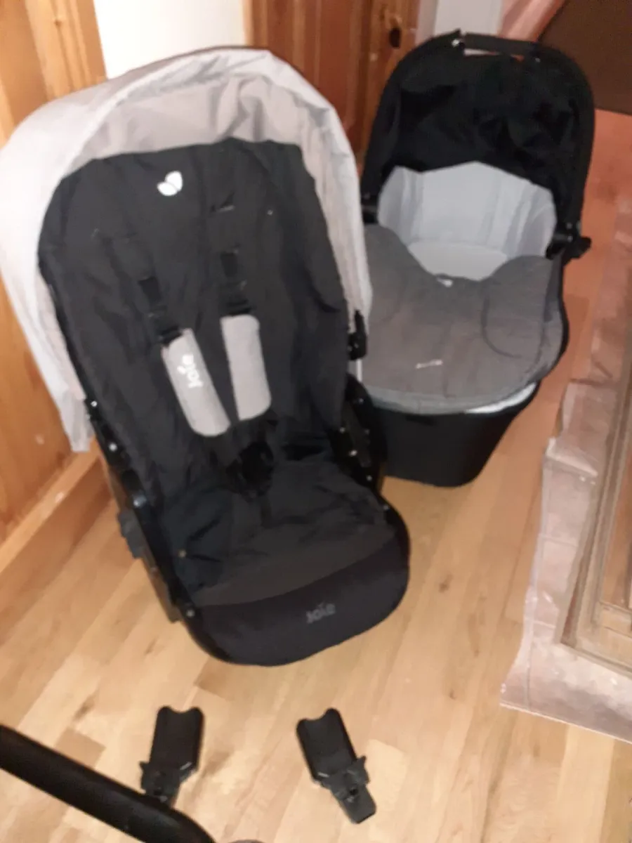 Nanas Buggy With Car Seat Adapters - Image 1