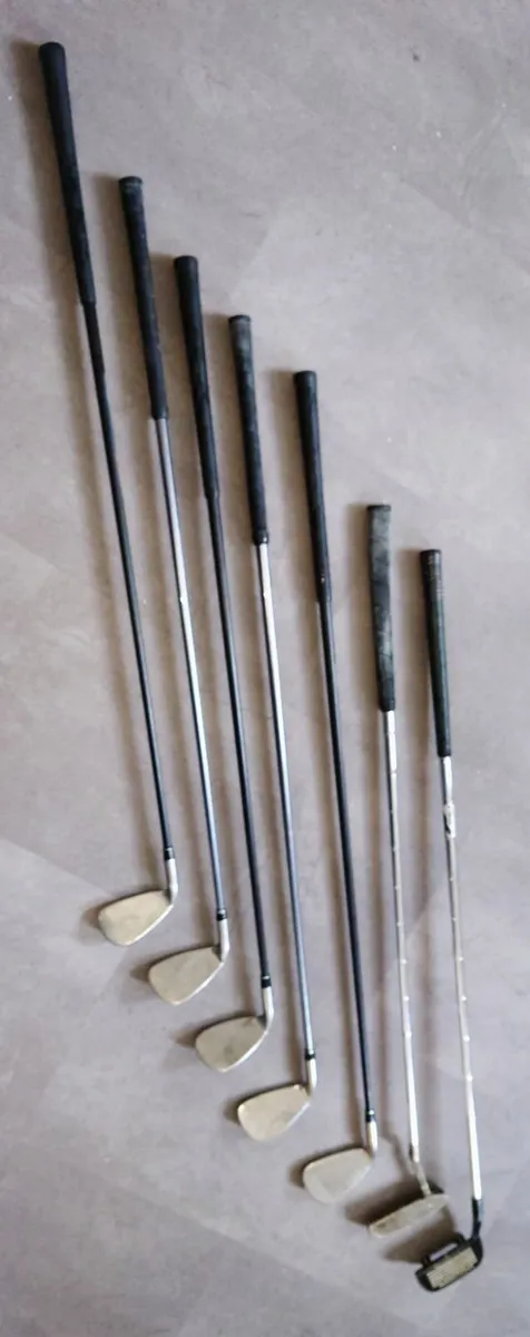 golf clubs - Image 1