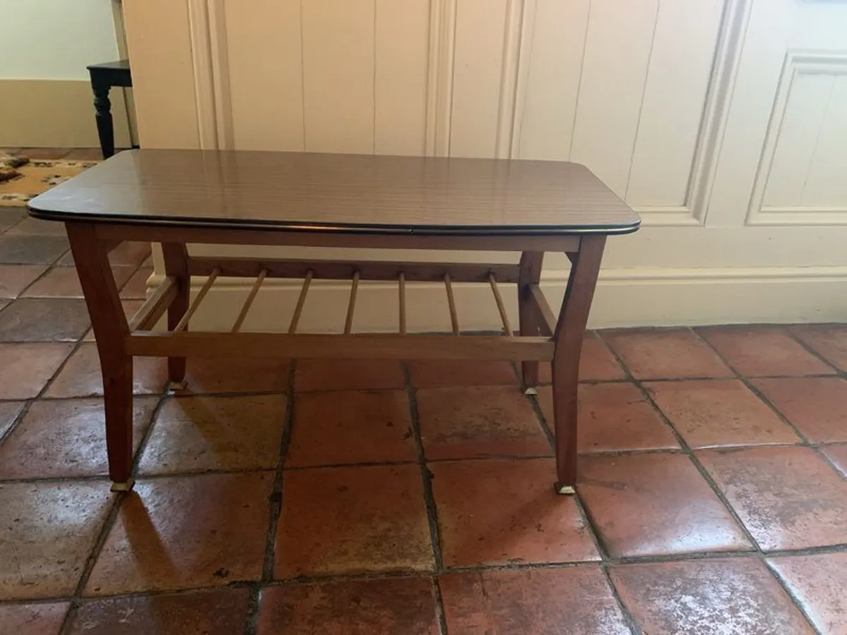 Vintage sidetable - Image 1