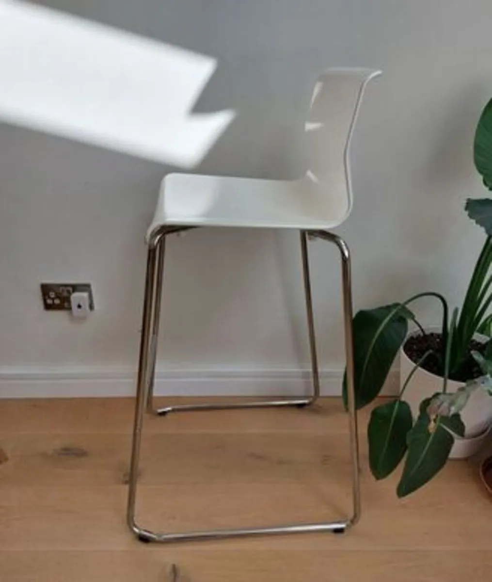 High Bar Stools - Image 3