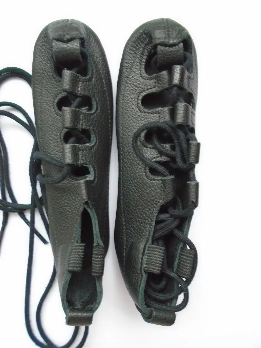 Irish dancing shoes,Child  Size 10 ,Dance pumps., - Image 1