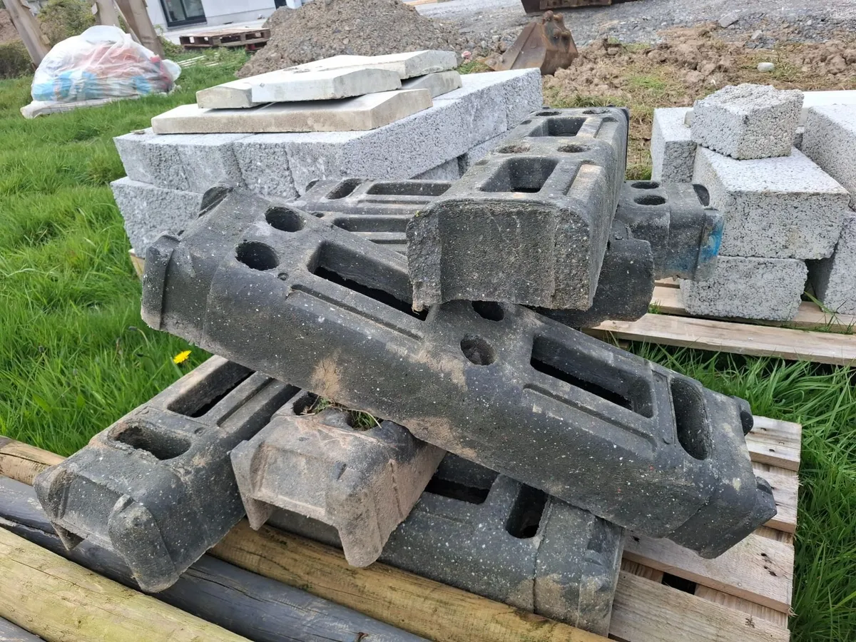 Site fencing - Image 2