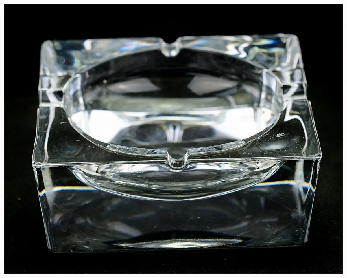Large Mid Century Modern  French Crystal Ashtray - Image 4