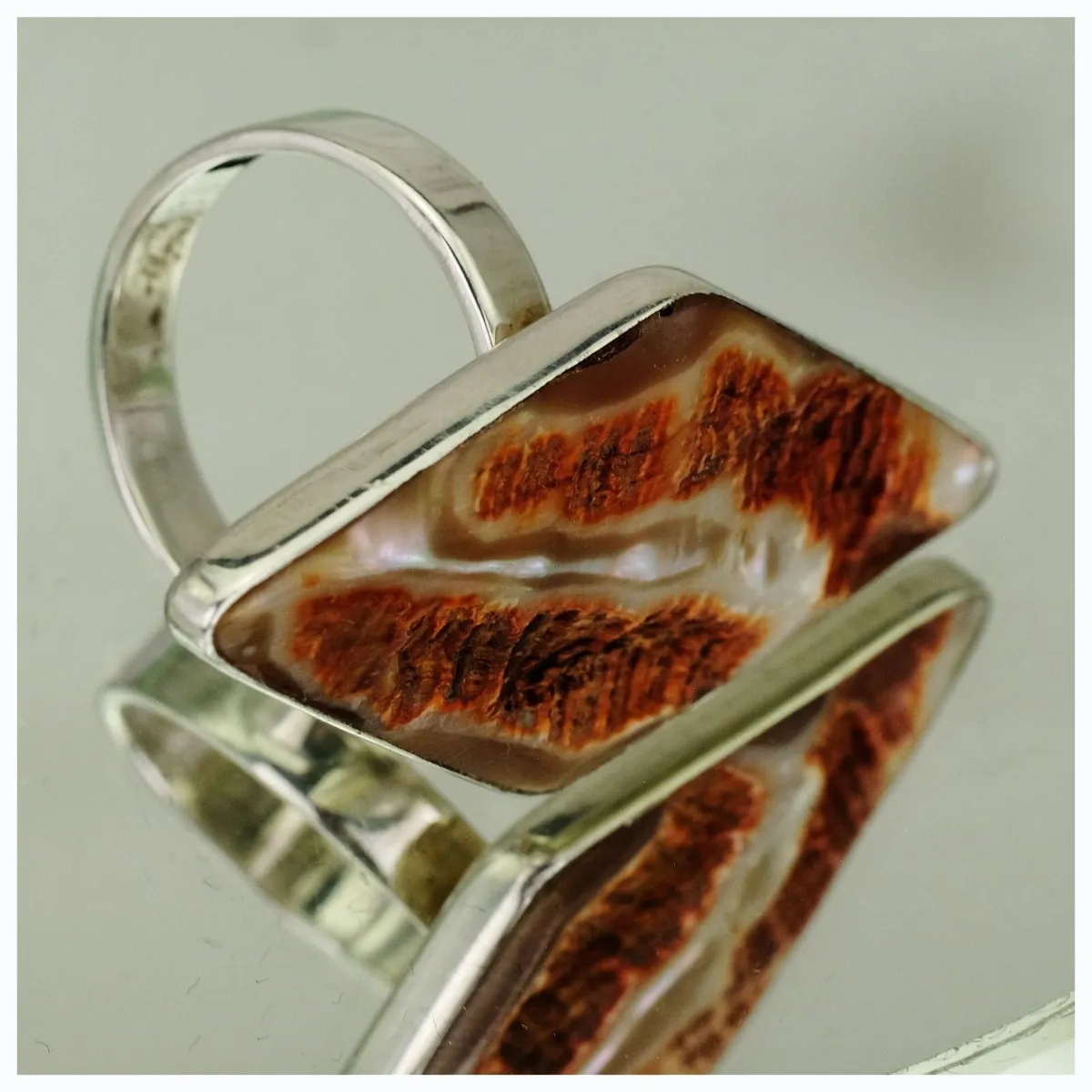 Sterling Silver Agate Statement Ring Size Q 1/2 - Image 2
