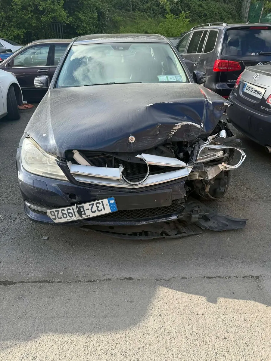 Mercedes C220 2013 - Image 1