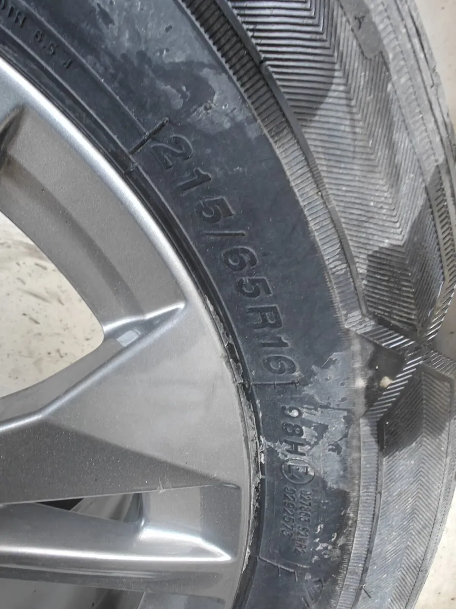 2021 Peugeot 2008 16" Alloy Wheels Set 215/65R16 - Image 3