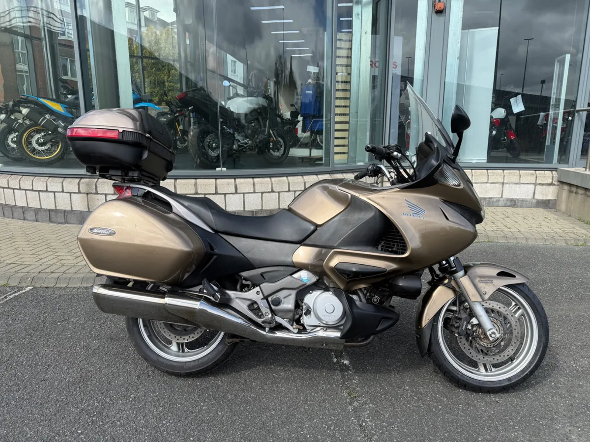 2008 Honda Deauville NT700V - Image 1