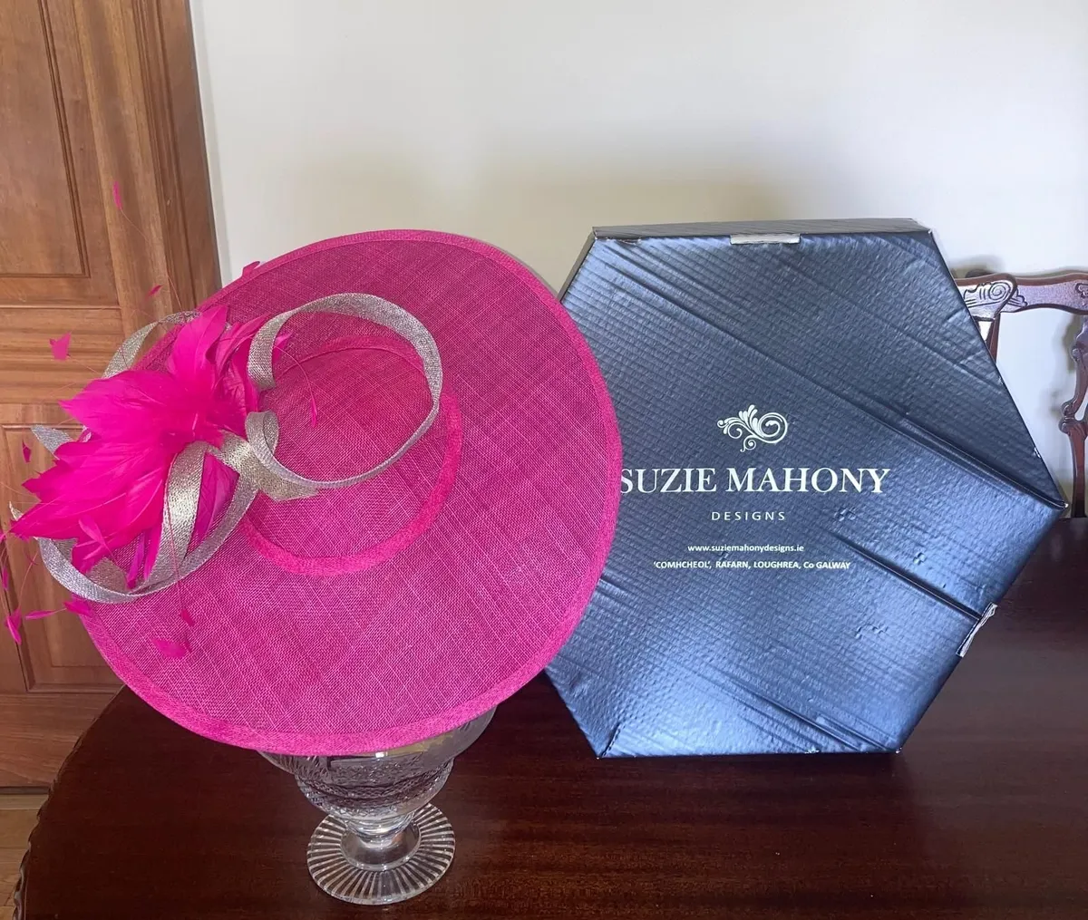 Stunning designer hat by Suzie Mahony - Image 1