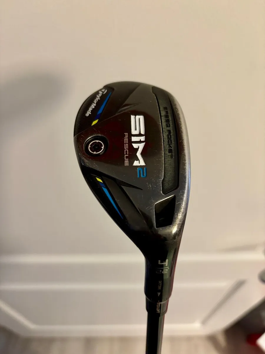 TaylorMade SIM2 Rescue (4 - 22°) - Image 1