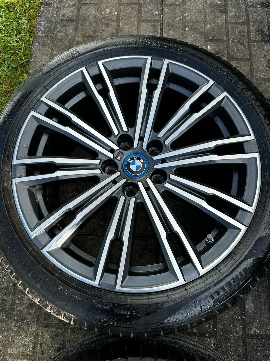 BMW 18” Genuine M Sport Alloys Pirelli Tyres - Image 2