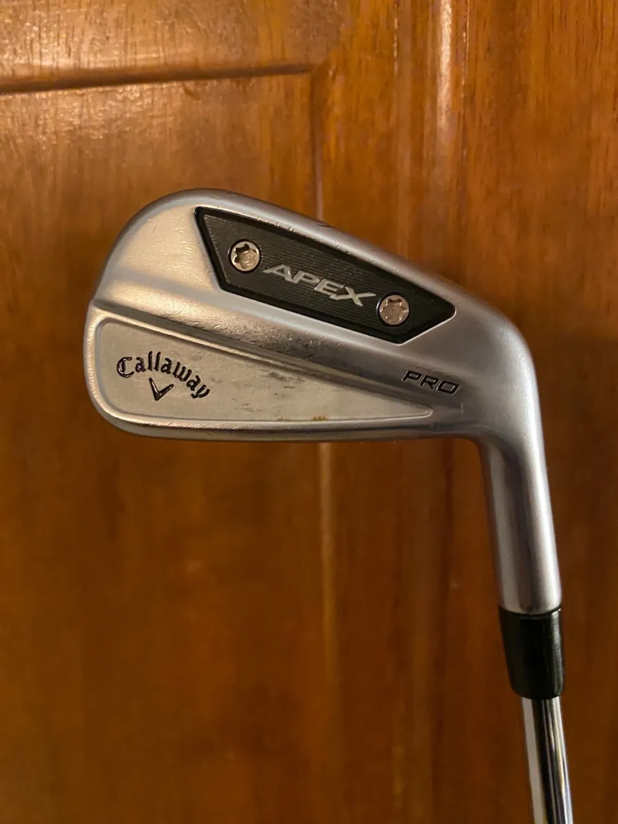 Callaway APEX Pro Irons 4/10 wedge S 400 Shafts - Image 2