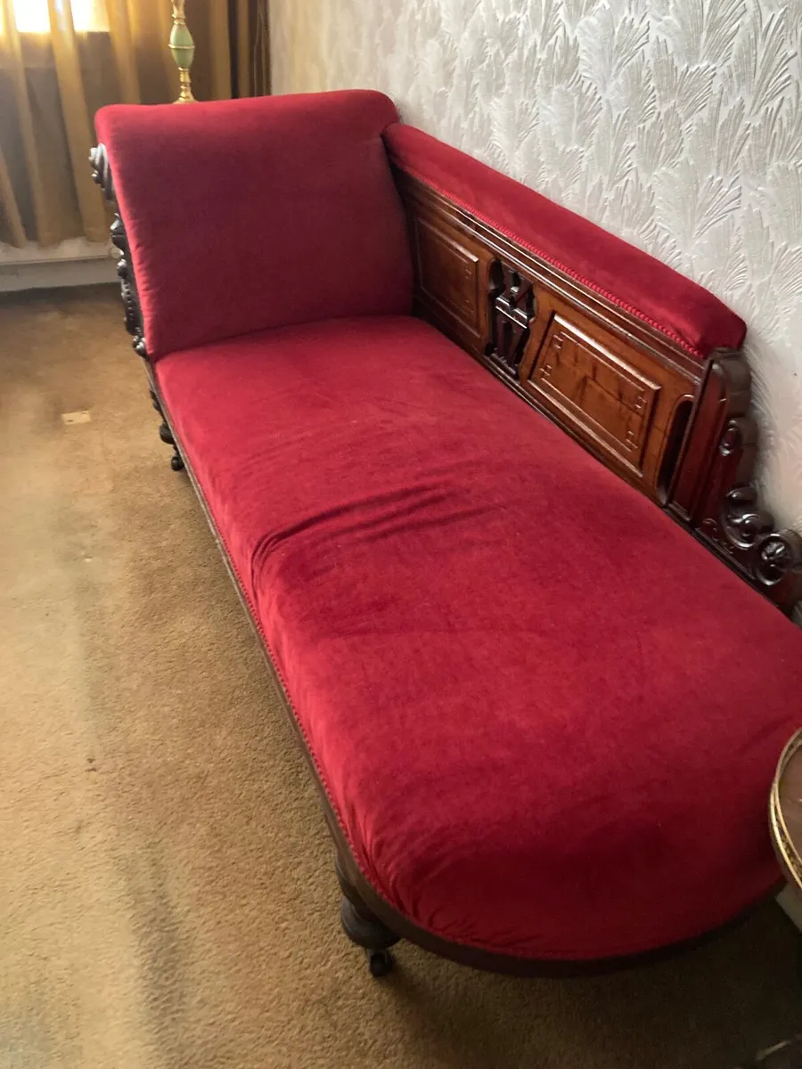 Chase Lounge - Image 2